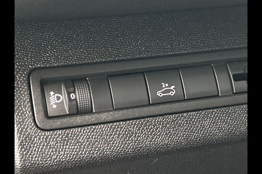 Peugeot 5008 1.2 PureTech Allure | 7-Pers | Origineel NL | Navigatie | Camera