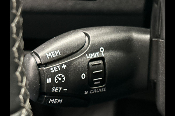Peugeot 5008 1.2 PureTech Allure | 7-Pers | Origineel NL | Navigatie | Camera