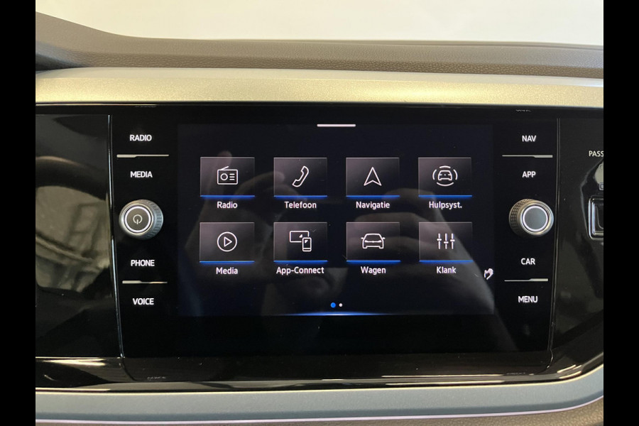 Volkswagen Polo 1.0 TSI Goal AUT 70kW Navigatie Apple Carplay/Android Auto Parkeersensoren Adaptive Cruise Control Stoelverwarming Matrix LED koplampen Climate Control Lichtmetalen velgen