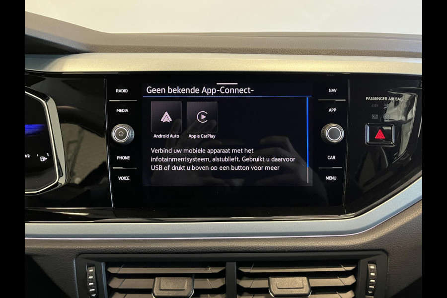 Volkswagen Polo 1.0 TSI Goal AUT 70kW Navigatie Apple Carplay/Android Auto Parkeersensoren Adaptive Cruise Control Stoelverwarming Matrix LED koplampen Climate Control Lichtmetalen velgen