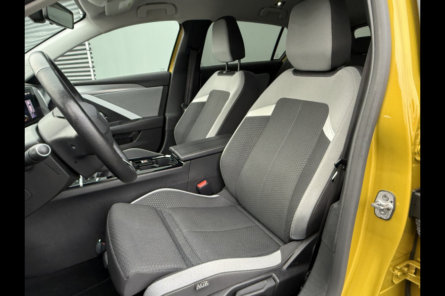 Opel Astra BWJ 2022 | 1.2 131PK Business Edition | CLIMA | NAVI | STOELVERW | PRIVACY GLASS | CAMERA A |