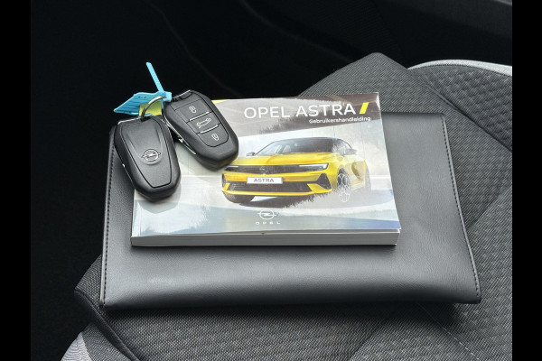Opel Astra BWJ 2022 | 1.2 131PK Business Edition | CLIMA | NAVI | STOELVERW | PRIVACY GLASS | CAMERA A |