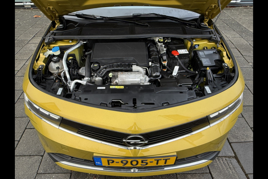 Opel Astra BWJ 2022 | 1.2 131PK Business Edition | CLIMA | NAVI | STOELVERW | PRIVACY GLASS | CAMERA A |