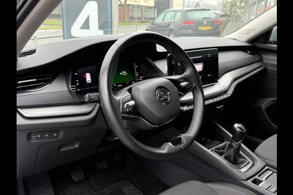 Škoda Octavia Combi BWJ 2022 | 1.0TSI 111PK Business Ed | CLIMA | NAVI | PDC | PRIVACY GLASS | CARPLAY | CRUISE | VIRTUAL COCKPIT