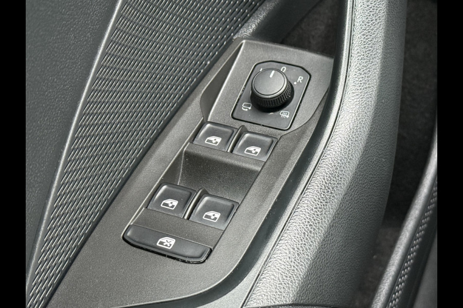 Škoda Octavia Combi BWJ 2022 | 1.0TSI 111PK Business Ed | CLIMA | NAVI | PDC | PRIVACY GLASS | CARPLAY | CRUISE | VIRTUAL COCKPIT