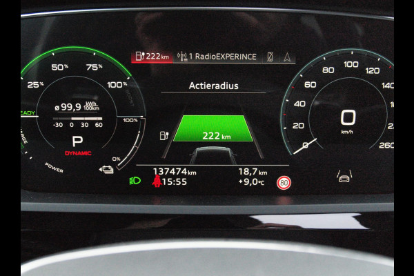 Audi e-tron 55 quattro Business edition Plus 95 kWh | 91% | Panoramadak | Apple Carplay | Trekhaak | Parkeersensoren | Adaptieve Cruise Control |