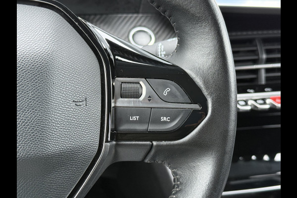 Peugeot 2008 BWJ 2021 | 1.2PT 101PK Allure | TREKHAAK | CAMERA A | CLIMA | NAVI | CRUISE | PRIVACY GLASS | CARPLAY |