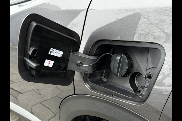 Peugeot 2008 BWJ 2021 | 1.2PT 101PK Allure | TREKHAAK | CAMERA A | CLIMA | NAVI | CRUISE | PRIVACY GLASS | CARPLAY |