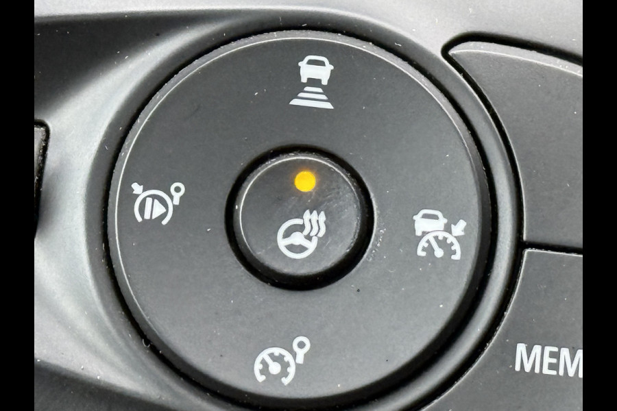 Opel CORSA-E BWJ 10-2020 | GS Line 136PK 50 kWh | PANO DAK | CLIMA | LEDER/STOF | NAVI | STOELVERW | CRUISE | 17'' LMV | PARK PILOT |