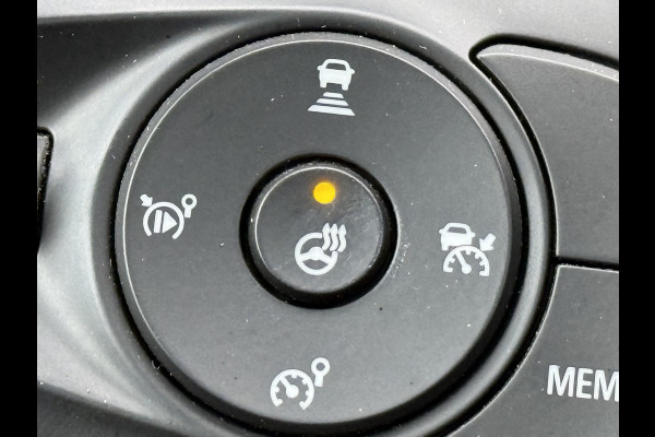 Opel CORSA-E BWJ 10-2020 | GS Line 136PK 50 kWh | PANO DAK | CLIMA | LEDER/STOF | NAVI | STOELVERW | CRUISE | 17'' LMV | PARK PILOT |