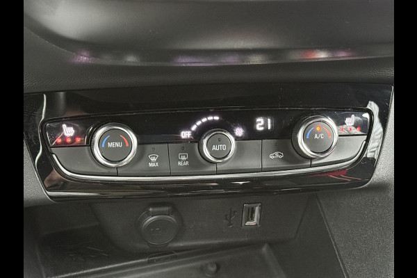 Opel CORSA-E BWJ 10-2020 | GS Line 136PK 50 kWh | PANO DAK | CLIMA | LEDER/STOF | NAVI | STOELVERW | CRUISE | 17'' LMV | PARK PILOT |