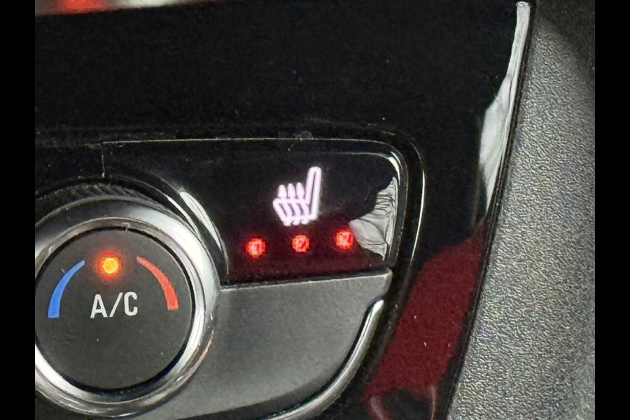 Opel CORSA-E BWJ 10-2020 | GS Line 136PK 50 kWh | PANO DAK | CLIMA | LEDER/STOF | NAVI | STOELVERW | CRUISE | 17'' LMV | PARK PILOT |