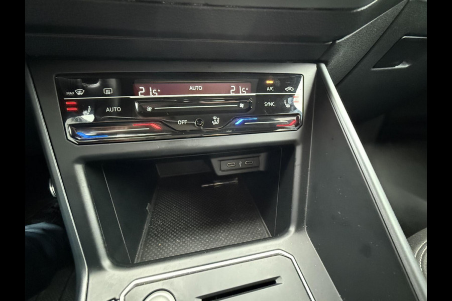 Volkswagen Polo 1.0 TSI DSG 110pk 3x R-Line Acc CarPlay Nav Stoelverw Pano