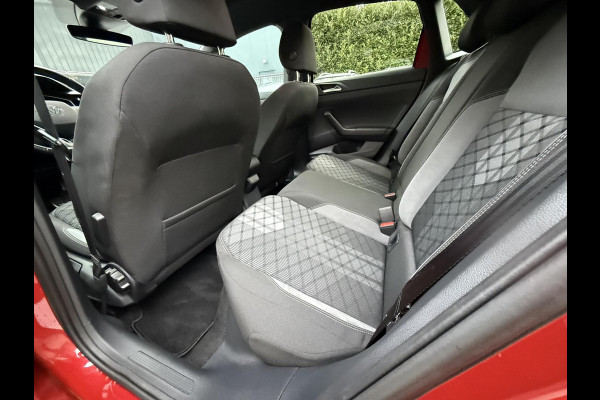 Volkswagen Polo 1.0 TSI DSG 110pk 3x R-Line Acc CarPlay Nav Stoelverw Pano