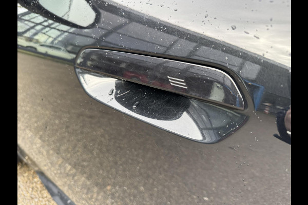 BMW iX2 eDrive20 67 kWh SOH 100% | M SPORT | ORIG NL AUTO | 1E EIG. | TOPSTAAT! | 100% ONGEVAL VERLEDEN VRIJ! | DAB+ | ACTIVE GUARD | PARK PACKAGE | COMFORT ACCES | STOELVERWARMING | FABRIEKSGARANTIE TOT 11-2027 OF TOT 200.000KM