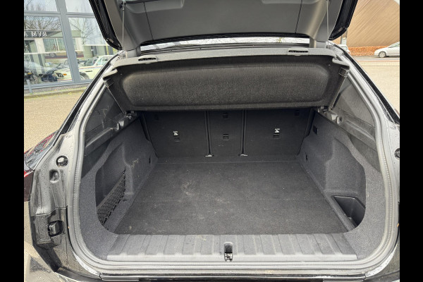 BMW iX2 eDrive20 67 kWh SOH 100% | M SPORT | ORIG NL AUTO | 1E EIG. | TOPSTAAT! | 100% ONGEVAL VERLEDEN VRIJ! | DAB+ | ACTIVE GUARD | PARK PACKAGE | COMFORT ACCES | STOELVERWARMING | FABRIEKSGARANTIE TOT 11-2027 OF TOT 200.000KM