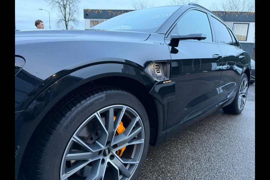 Audi e-tron e-tron 55 quattro advanced 95 kWh S LINE | CRUISE CONTROL ADAPTIVE | LEDEREN+ ELECTR. STOELEN+ GEHEUGEN |  B&O AUDIO | PANORAMADAK | TREKHAAK