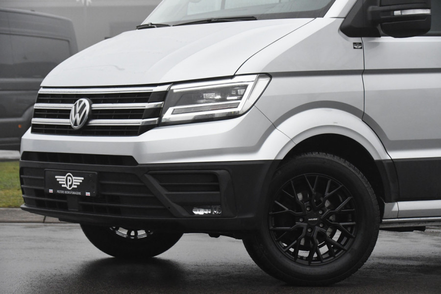 Volkswagen Crafter 35 2.0 TDI L4H4 Highline Adaptieve Cruise, Camera, Carplay, LED, Clima, Automaat, Sensoren, 177pk, Trekhaak, Sensoren, Uniek! camper project