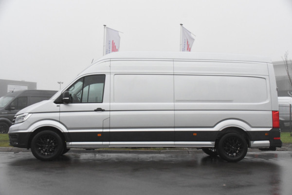 Volkswagen Crafter 35 2.0 TDI L4H4 Highline Adaptieve Cruise, Camera, Carplay, LED, Clima, Automaat, Sensoren, 177pk, Trekhaak, Sensoren, Uniek! camper project
