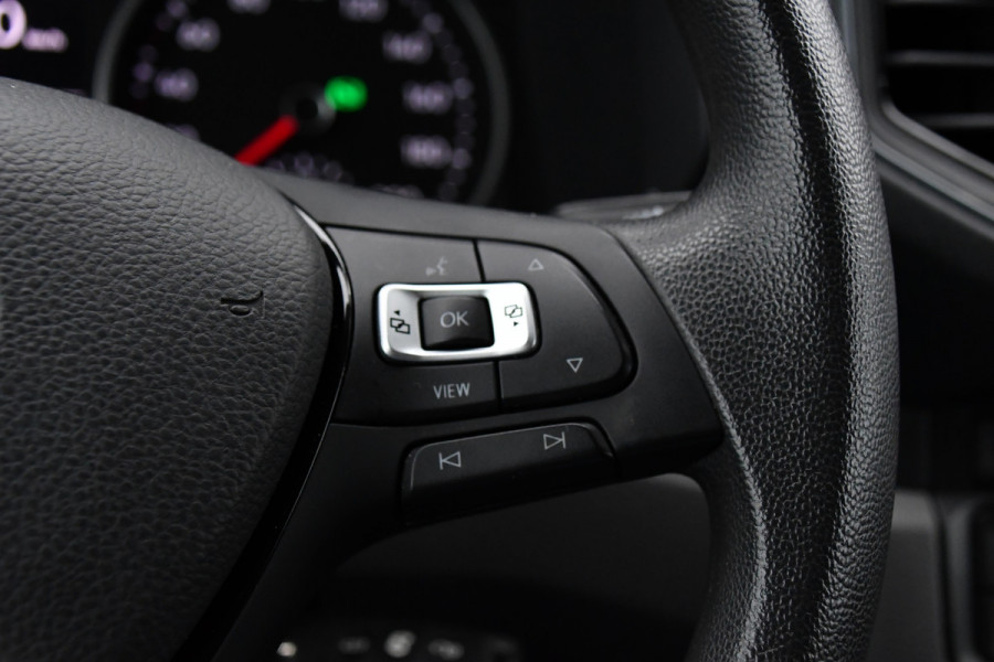 Volkswagen Crafter 35 2.0 TDI L4H4 Highline Adaptieve Cruise, Camera, Carplay, LED, Clima, Automaat, Sensoren, 177pk, Trekhaak, Sensoren, Uniek! camper project