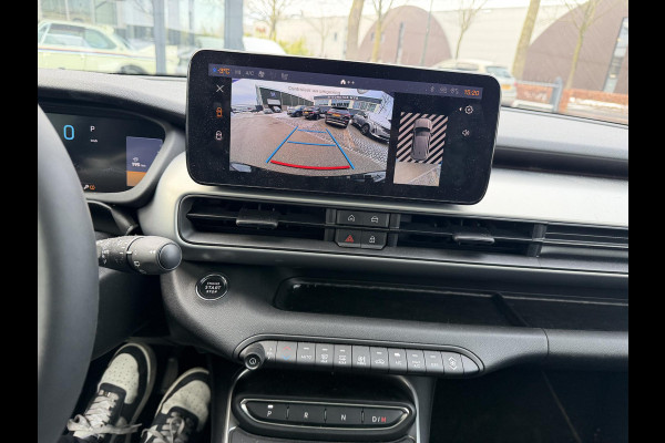 Jeep Avenger 1.2 e-Hybrid Summit 145pk AUTOMAAT | 1e EIGENAAR | JBL AUDIO | STOELVERWARMING | DEALER ONDERHOUDEN | RIJKLAARPRIJS INCL. 12MND BOVAG