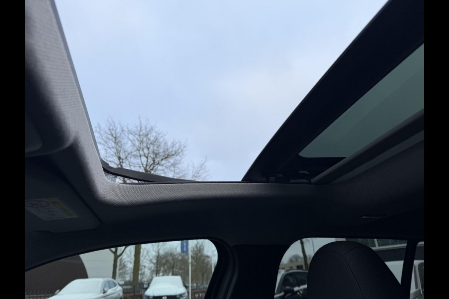 Jeep Avenger 1.2 e-Hybrid Summit 145pk AUTOMAAT | 1e EIGENAAR | JBL AUDIO | STOELVERWARMING | DEALER ONDERHOUDEN | RIJKLAARPRIJS INCL. 12MND BOVAG