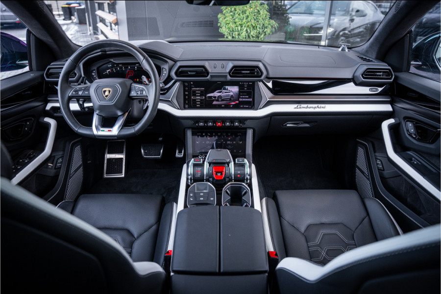 Lamborghini Urus 4.0 V8 Hybrid SE - Incl. BTW | Panorama | B&O Adv. | Memory | Stoelkoeling & Massage
