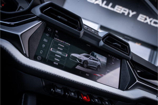 Lamborghini Urus 4.0 V8 Hybrid SE - Incl. BTW | Panorama | B&O Adv. | Memory | Stoelkoeling & Massage