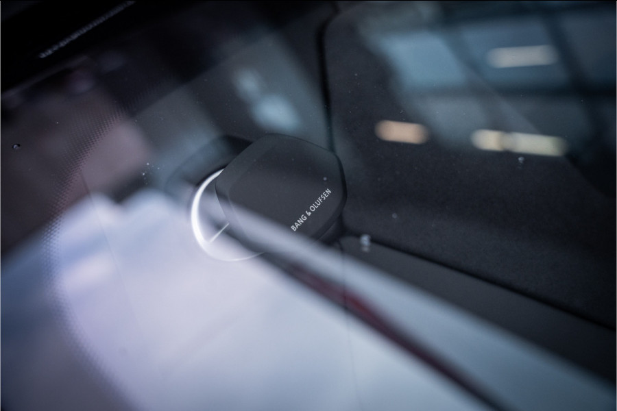 Lamborghini Urus 4.0 V8 Hybrid SE - Incl. BTW | Panorama | B&O Adv. | Memory | Stoelkoeling & Massage