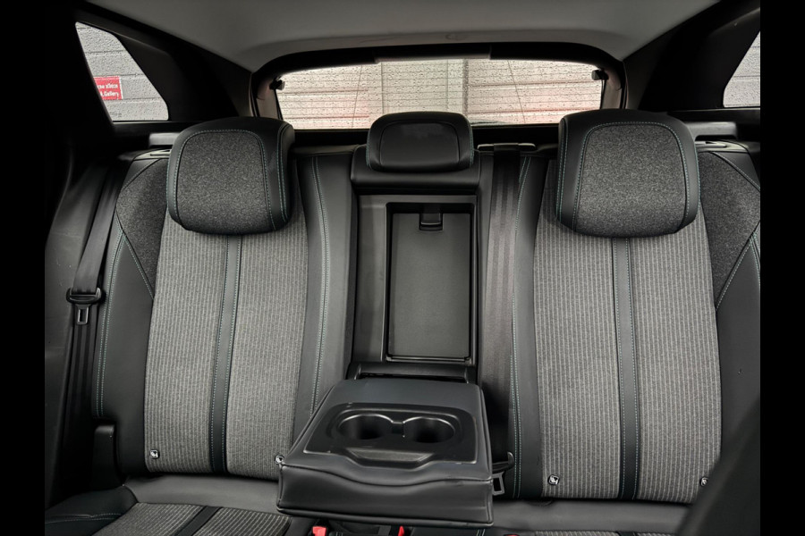 Peugeot 3008 1.6 HYbrid 300PK 360°Camera Nav