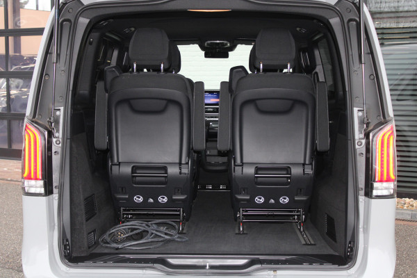 Mercedes-Benz Eqv 300 L2 / New Model / 6-Persoons / Standkachel / Distronic / Camera / Led / NIEUWSTAAT