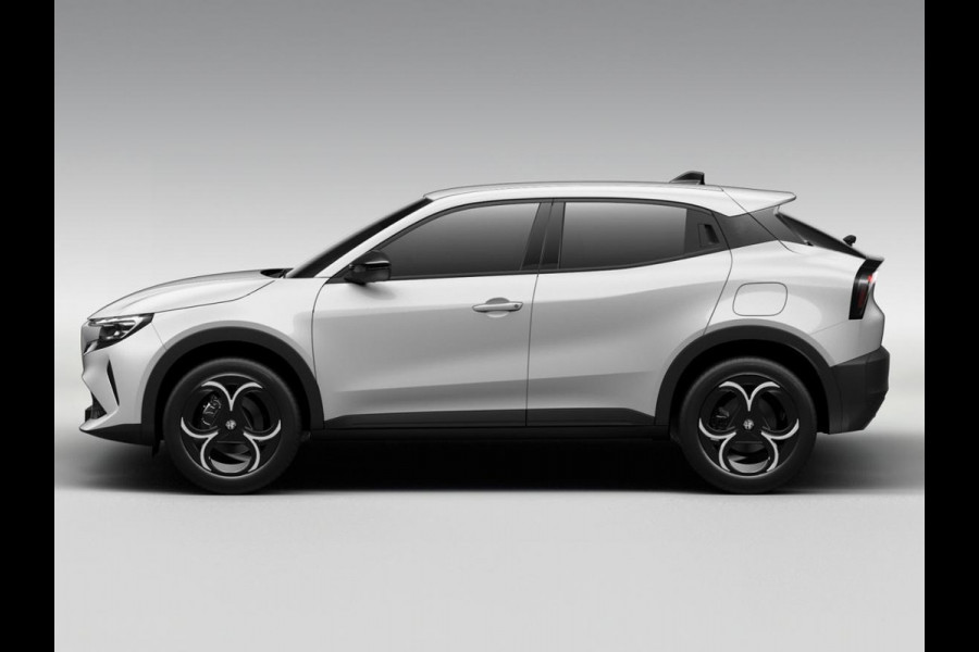 Alfa Romeo junior Elettrica 54 kWh | Sempione White