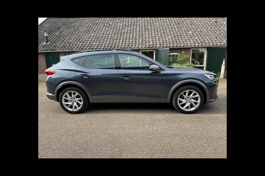 CUPRA Formentor 1.4 TSI e-Hybrid Essential PHEV APPLE CARPLAY STOELVERW LED 50000KM!!!