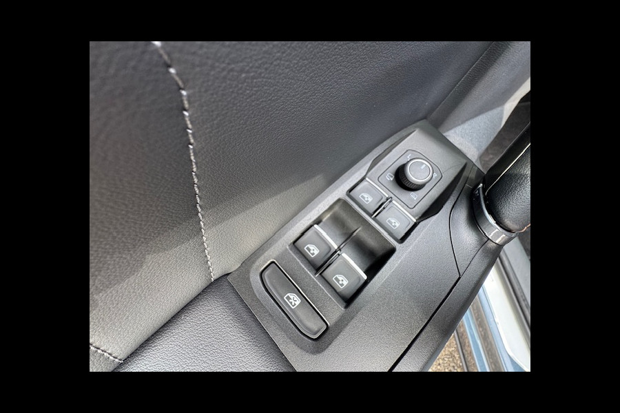 CUPRA Formentor 1.4 TSI e-Hybrid Essential PHEV APPLE CARPLAY STOELVERW LED 50000KM!!!