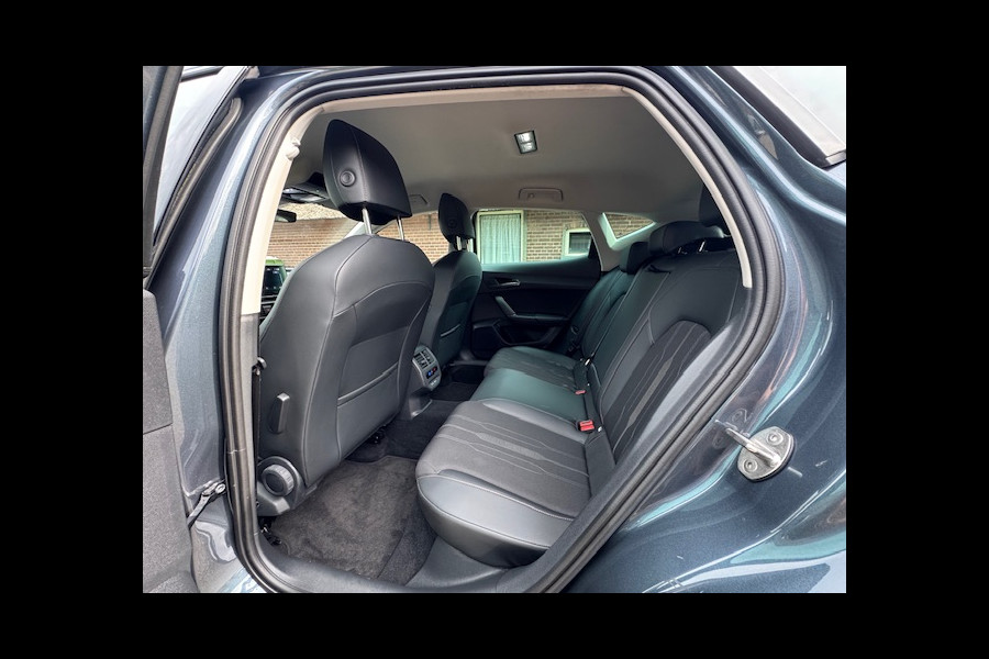 CUPRA Formentor 1.4 TSI e-Hybrid Essential PHEV APPLE CARPLAY STOELVERW LED 50000KM!!!