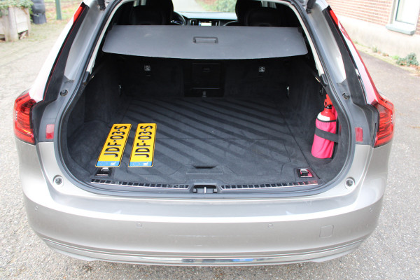 Volvo V90 2.0 T8 AWD Inscription LEER NAVI LED STOELKOELING 86000KM!!!