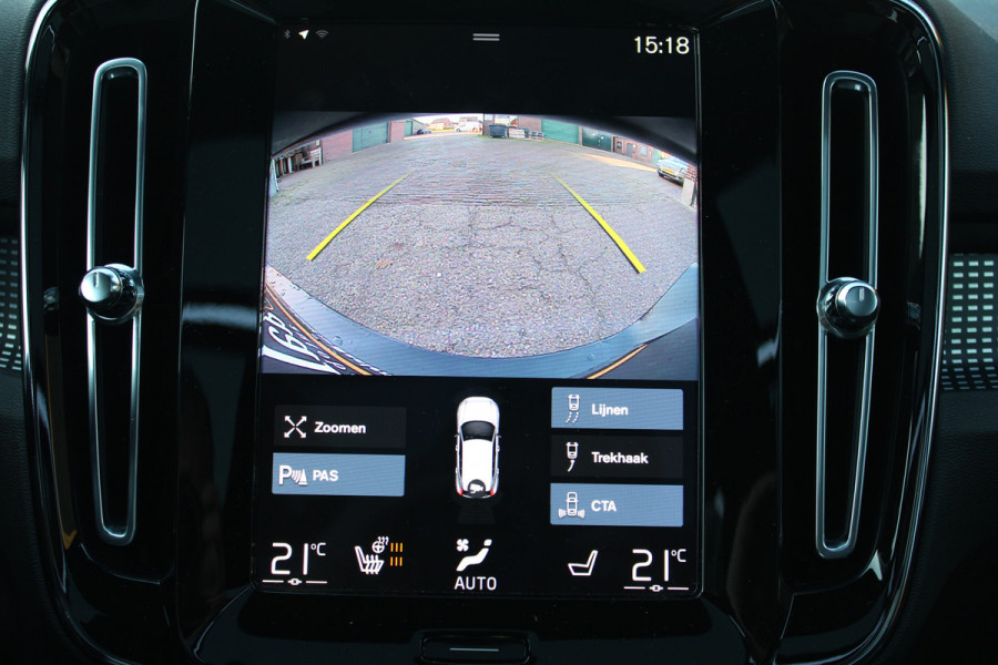 Volvo XC40 1.5 T4 Recharge R-Design PHEV SOh 88.8% PANO NAVI ORG NL 73000KM!!