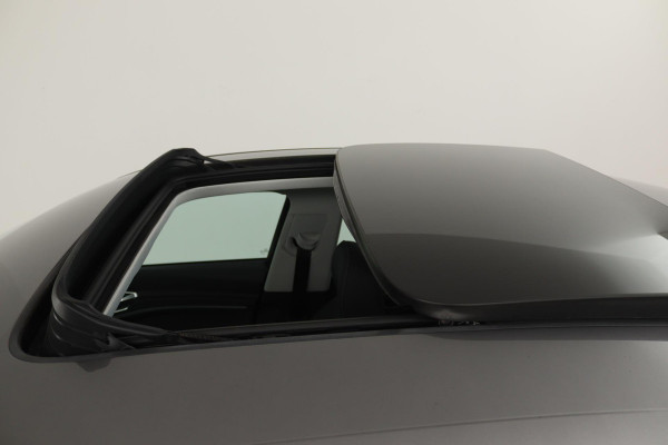 Audi e-tron Sportback 50 quattro Business edition Plus 71 kWh (PANORAMADAK, STOELVERWARMING, DIGITALE COCKPIT, ACHTERUITRIJCAMERA)