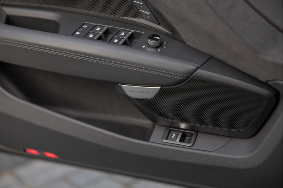 Audi e-tron GT RS 600pk Quattro Carbon 22" Vossen B&O 4-wielsturing HuD