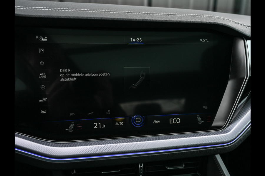 Volkswagen Touareg 3.0 TSi 4MOTION R · Panoramadak · Luchtvering · Adaptive Cruise Control · Memory Seats · Camera · Keyless entree · Blis · Ambian