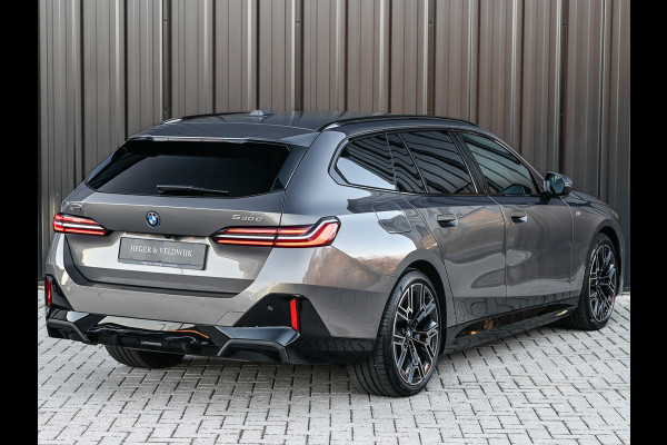 BMW 5 Serie Touring 530e XDRIVE | SHADOW LINE | M-SPORT | COMFORT ACCESS | ACTIVE CRUISE | BOWERS & WILKINS | 360 CAMERA | STUUR- EN STOELVE