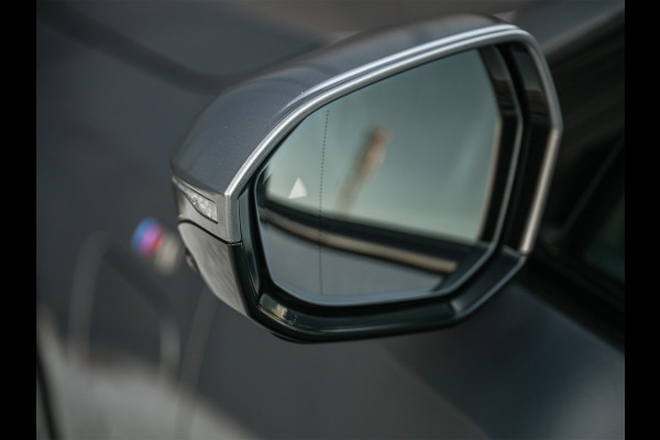 BMW 5 Serie Touring 530e XDRIVE | SHADOW LINE | M-SPORT | COMFORT ACCESS | ACTIVE CRUISE | BOWERS & WILKINS | 360 CAMERA | STUUR- EN STOELVE