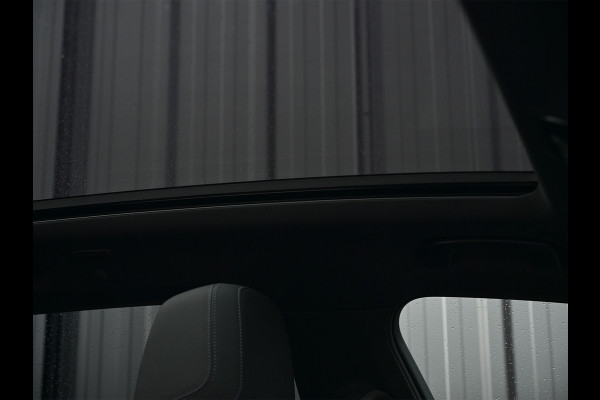 BMW 5 Serie Touring 530e xDrive · M Sportpaket Pro ·Harman Kardon · M Sport Suspension · Adaptive Led · Driving Assistant Plus · Ambient Lig