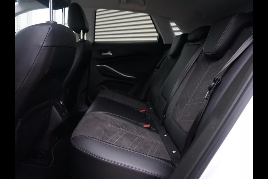 Opel Grandland X 1.6 Turbo Hybrid Ultimate