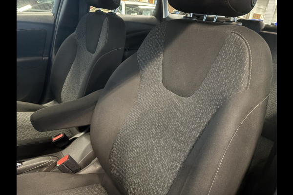 Opel Crossland 1.2 T 130pk Elegance Automaat CAMERA/CLIMA/CARPLAY/TREKHAAK/WINTERPACK