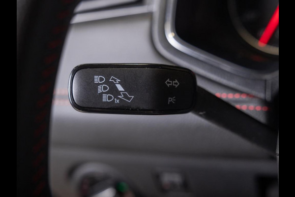 Seat Ibiza 1.5 TSI EVO FR / 150pk / Achteruitrijcamera / Apple Carplay