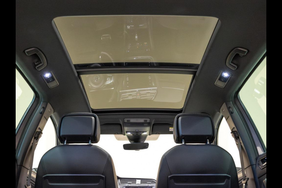 Volkswagen Tiguan 2.0 TSI 4Motion 2x R-line / 220pk / Leder / Pano / Led / Head-up / Virtual Cockpit / 360 camera