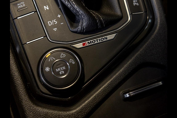 Volkswagen Tiguan 2.0 TSI 4Motion 2x R-line / 220pk / Leder / Pano / Led / Head-up / Virtual Cockpit / 360 camera