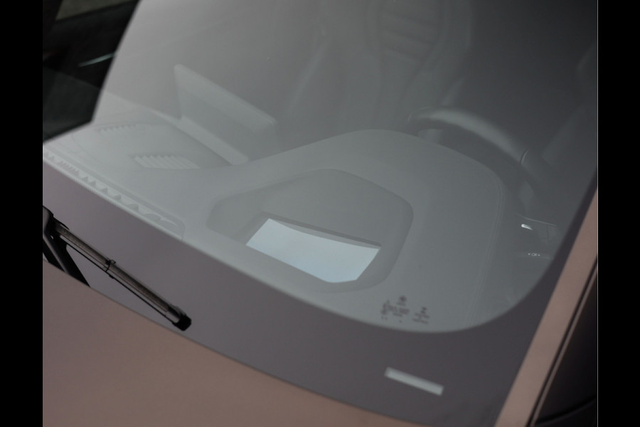 BMW 5 Serie 540i Touring xDrive | M sport Pro - Achteras besturing