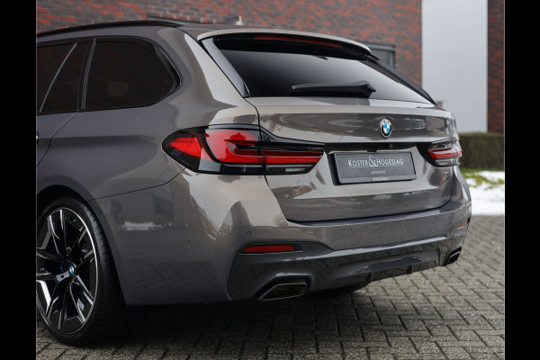 BMW 5 Serie 540i Touring xDrive | M sport Pro - Achteras besturing